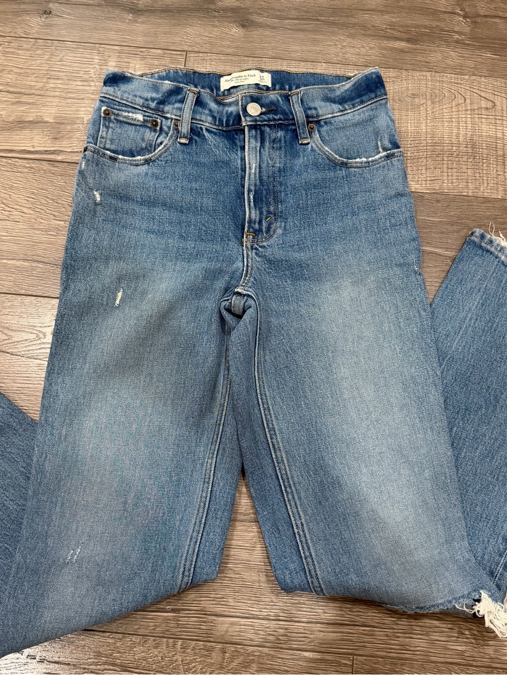 Abercrombie & Fitch 90s Straight Low Rise Jeans